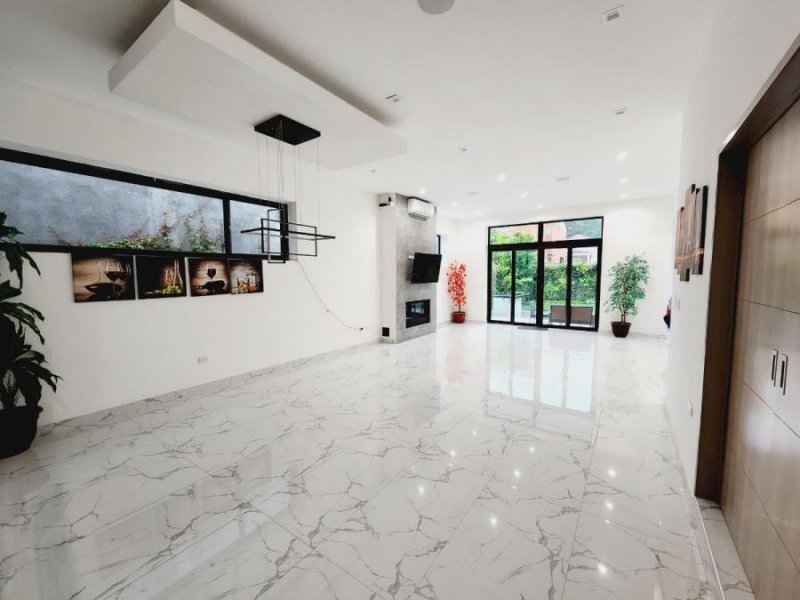 Foto Casa en Venta en San José Pinula, Guatemala - U$D 395.000 - CAV49093 - BienesOnLine
