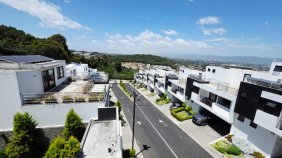 Casa en Venta en  Mixco, Guatemala