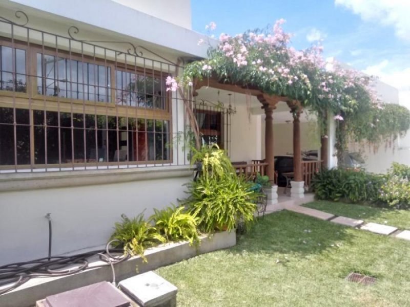 Foto Casa en Venta en VISTA HERMOSA, Guatemala, Guatemala - U$D 825.000 - CAV9207 - BienesOnLine