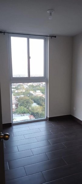 Apartamento en Renta en  zona 10 de Mixco, Guatemala