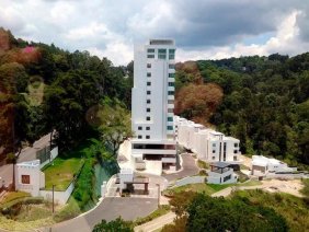 Apartamento amplio en renta en Muxbal