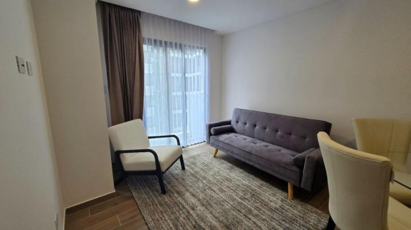 Apartamento amueblado en renta en zona 14