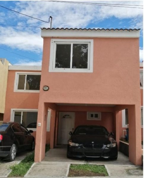 Casa en Venta en Zona 8 Mixco, Guatemala