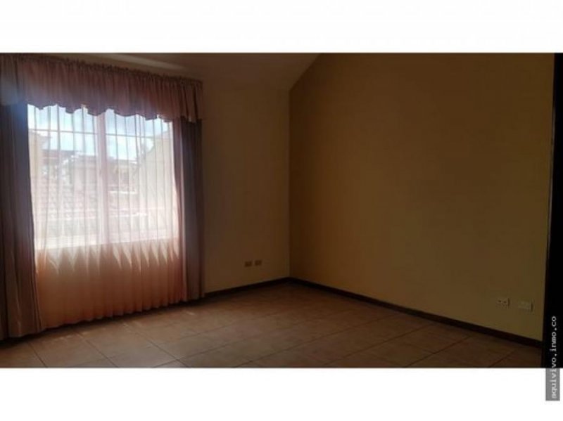Casa en Venta en  Fraijanes, Guatemala