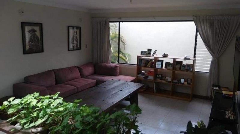 Casa en Venta en Zona 10 Guatemala, Guatemala