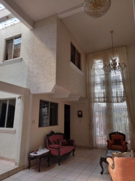 Casa en Venta en  Mixco, Guatemala