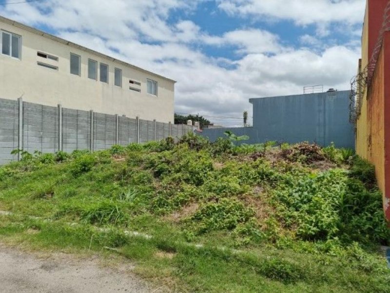 Terreno en Venta en  Mixco, Guatemala