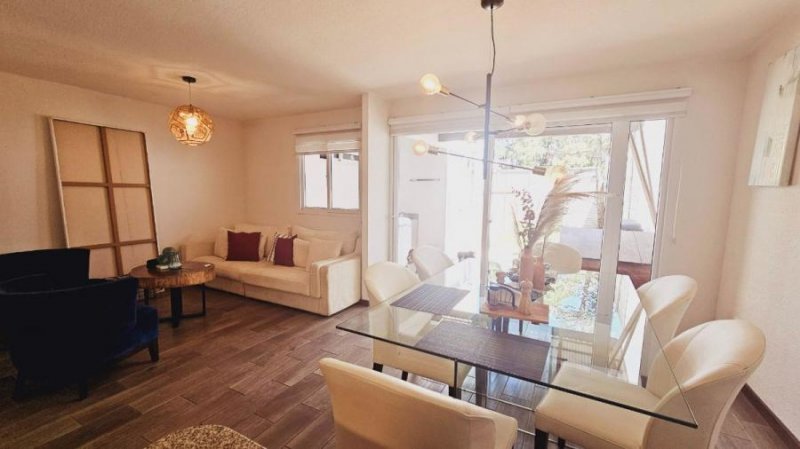 Foto Casa en Venta en Santa Catarina Pinula, Guatemala - Q 1.400.000 - CAV49092 - BienesOnLine