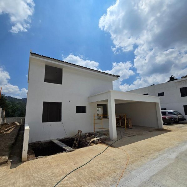Foto Casa en Venta en Cristo Rey, Santa Catarina Pinula, Guatemala - Q 1.730.000 - CAV48966 - BienesOnLine